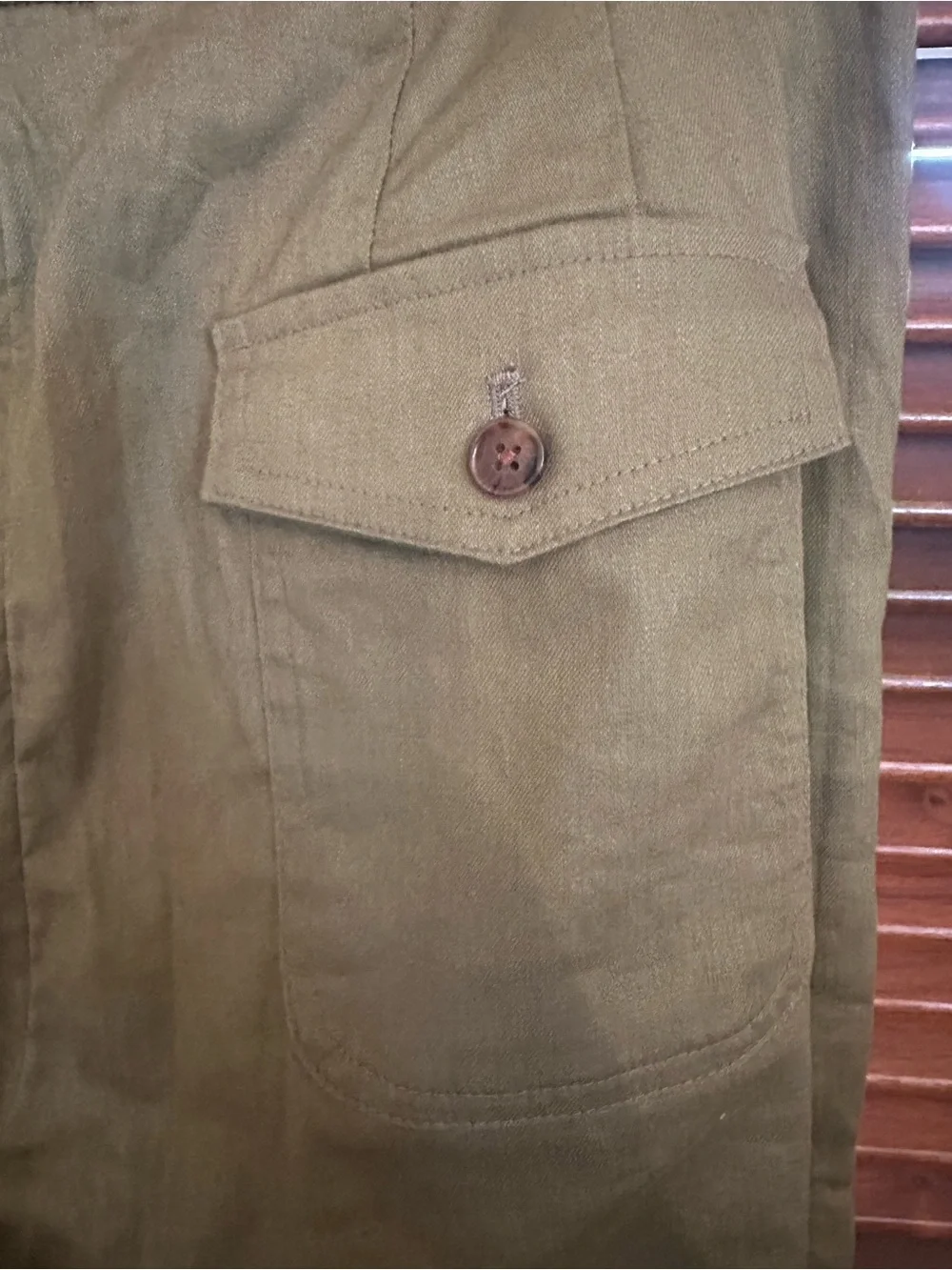 Banana Republic lightweight straight